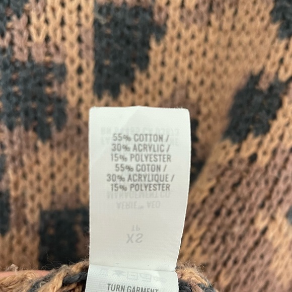 Leopard Print Slouchy Sweater - Picture 3 of 6